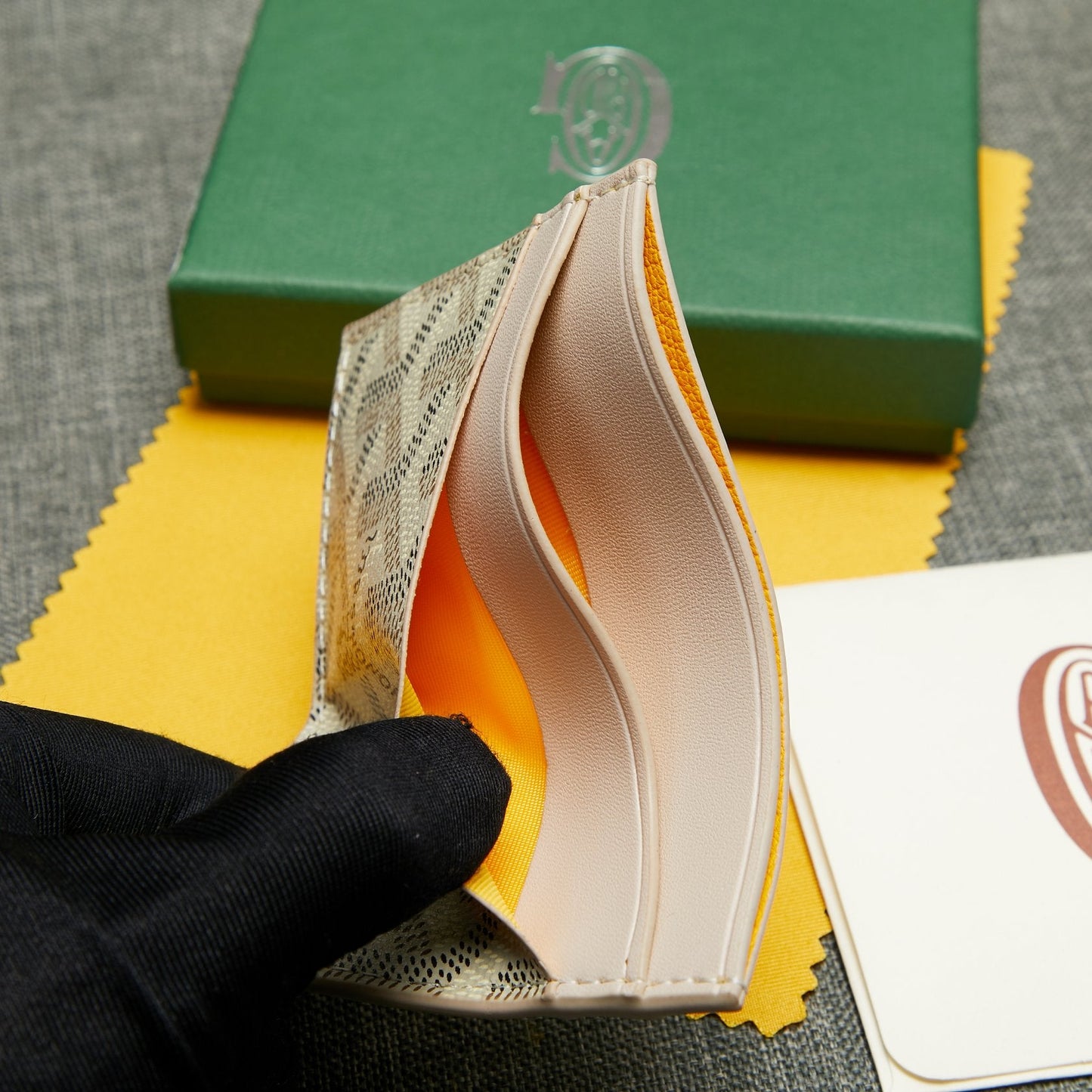 Saint Sulpice Card Wallet