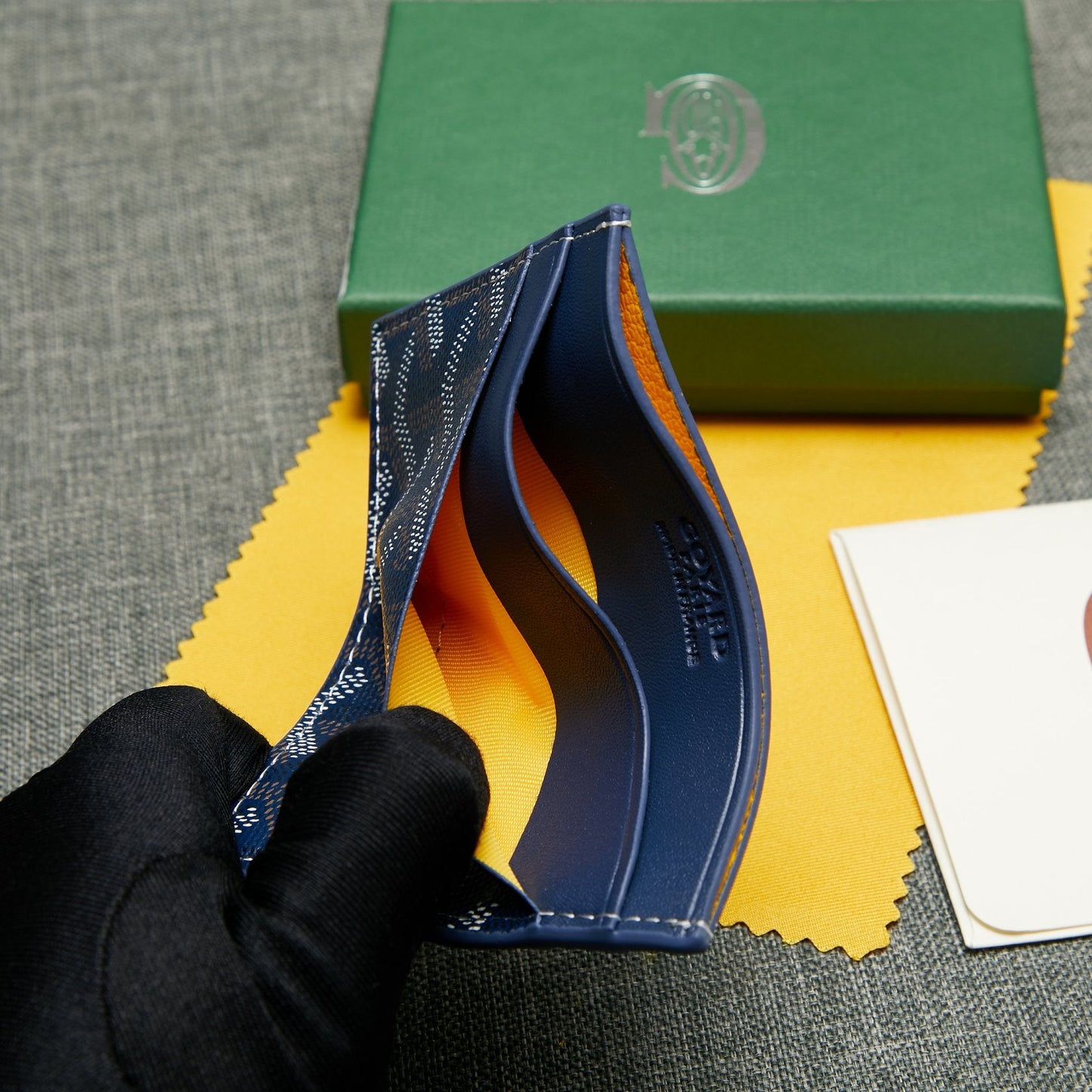 Saint Sulpice Card Wallet