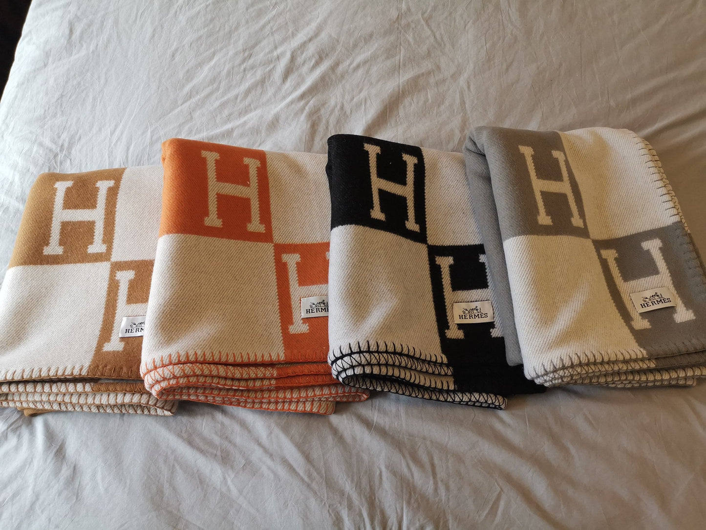 Avalon Wool/Cashmere Throw Blanket & Pillow Case Set