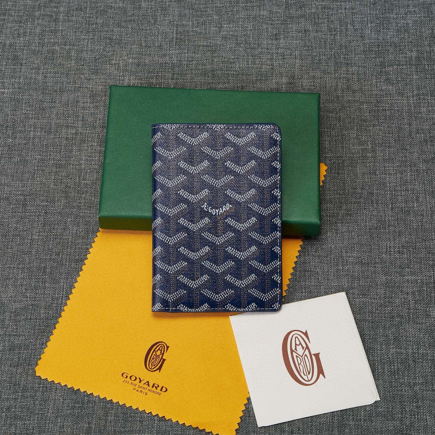 Grenelle Passport Cover