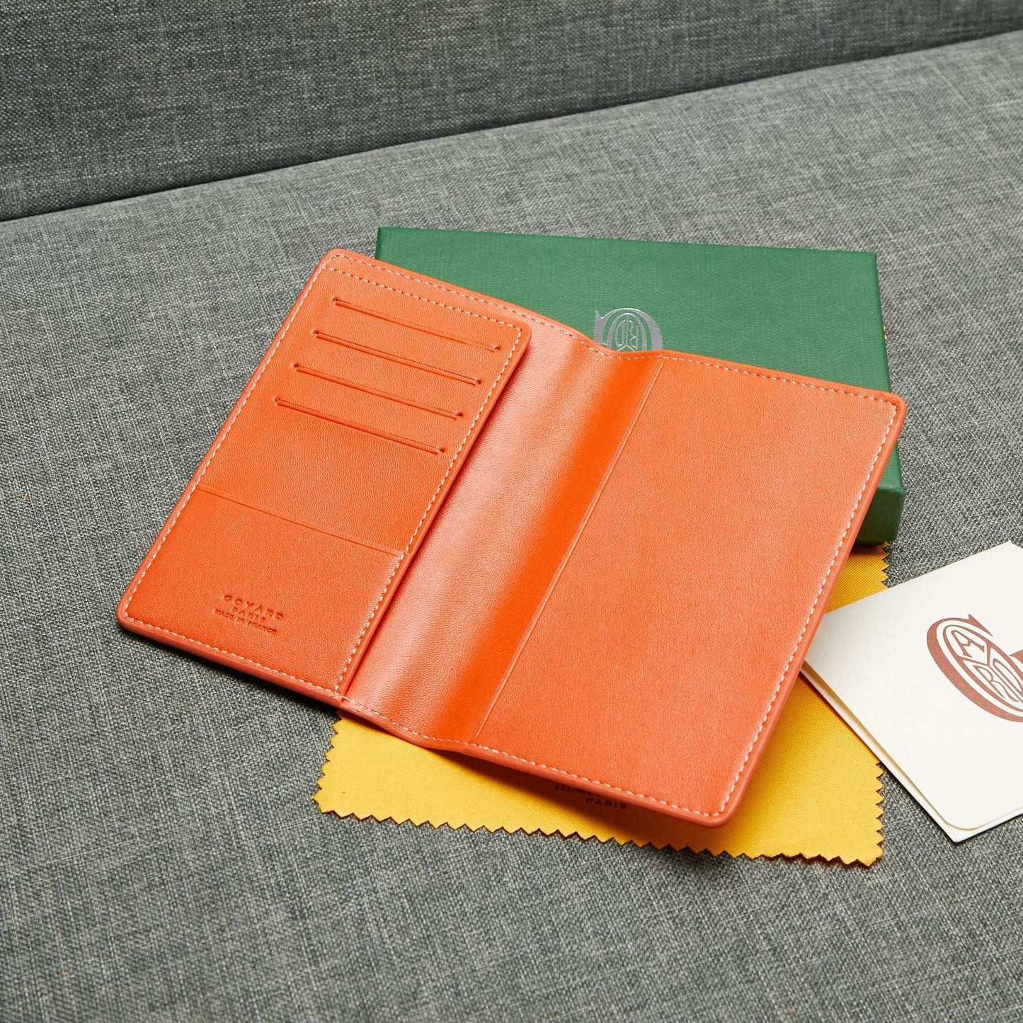 Grenelle Passport Cover