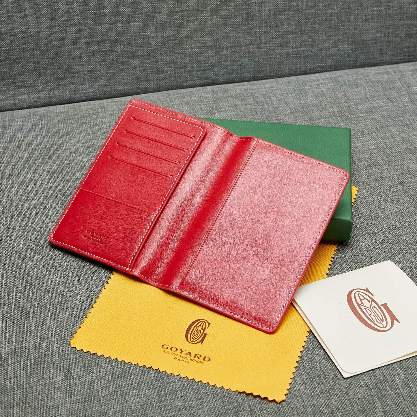 Grenelle Passport Cover