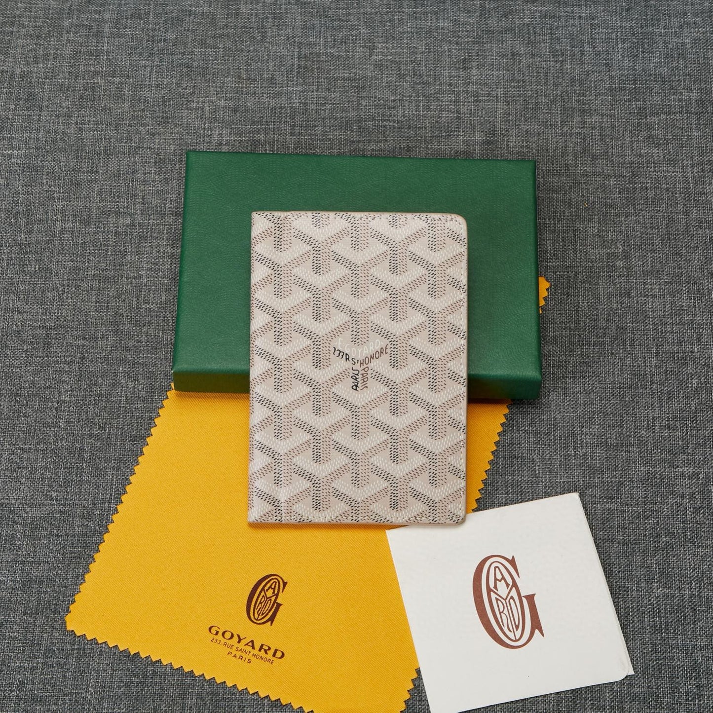 Grenelle Passport Cover