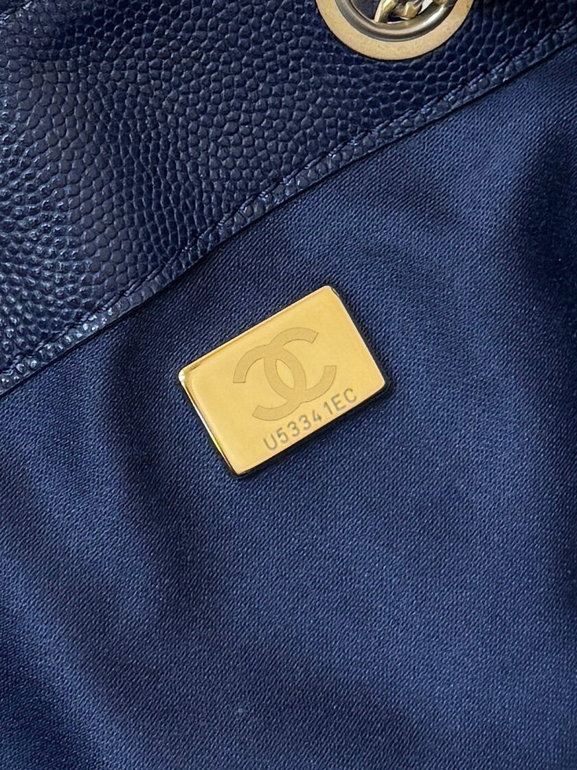 CC 25 Large Hobo Bag Navy