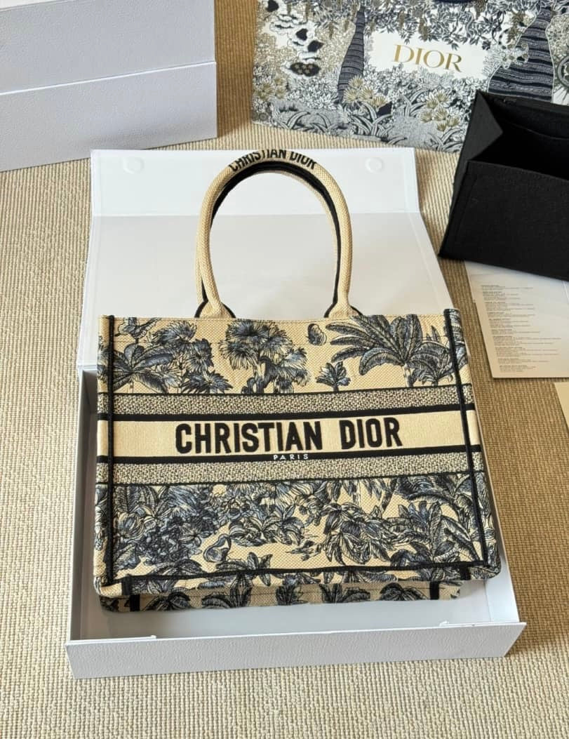 D Book Tote Khaki/Navy