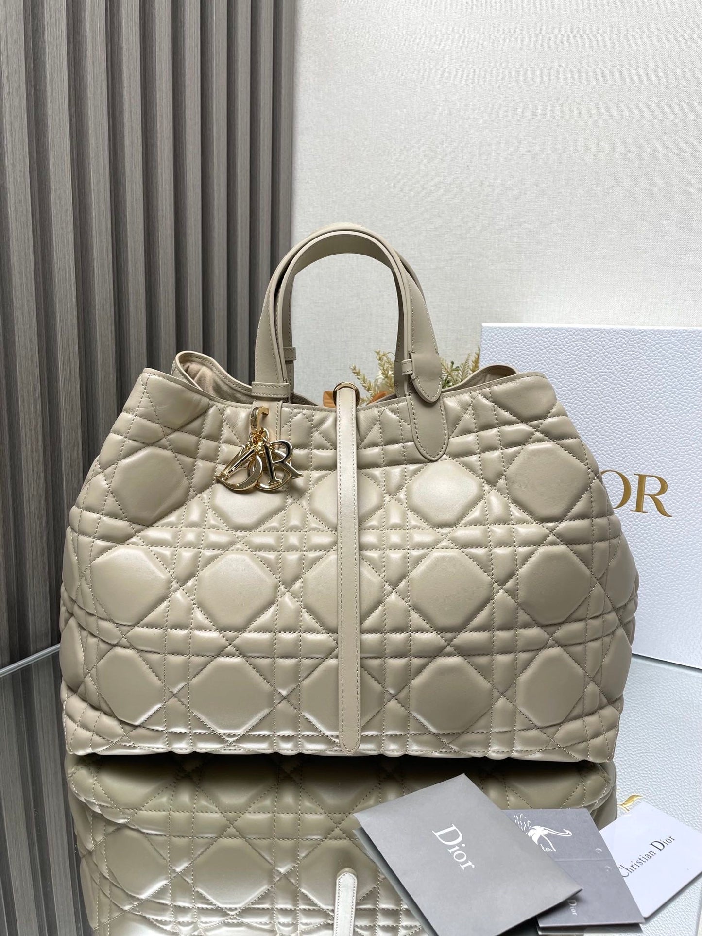 D Toujours Large Bag Beige
