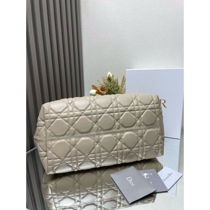 D Toujours Large Bag Beige