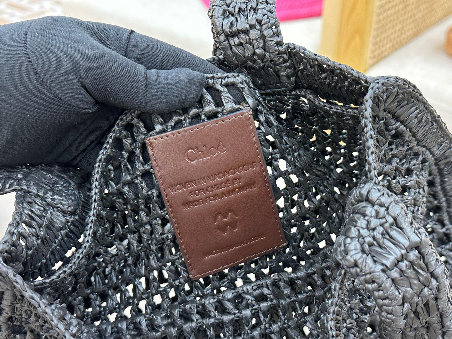 Banana Tote Bag In Raffia Black