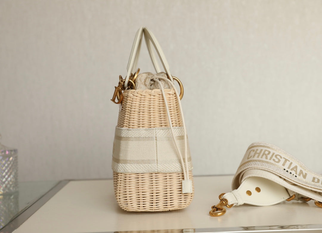 Wicker Oblique Medium Lady D Bag Beige