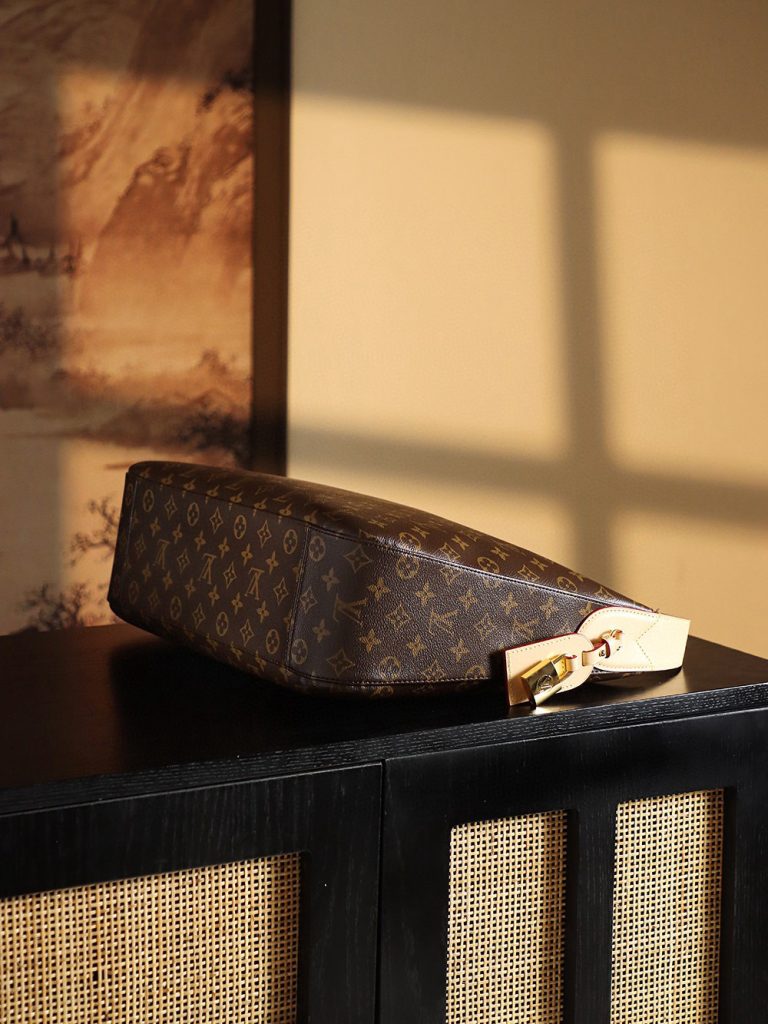 LV Slouchy MM