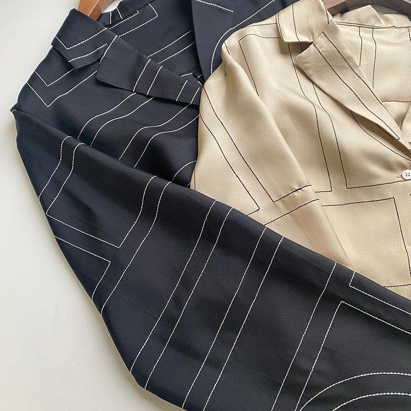 TOTEME Silk Twill Monogram Blouse – Embroidered Ivory Detailing & Lapel Collar