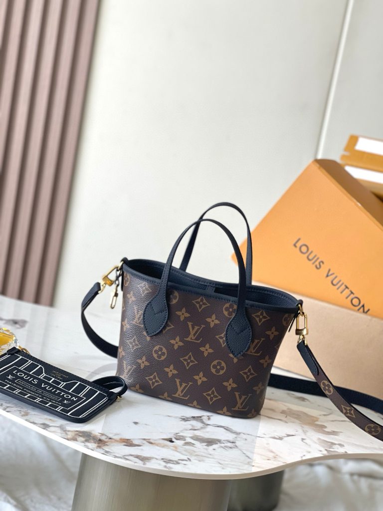 LV Neverfull Bandouliere Inside Out BB