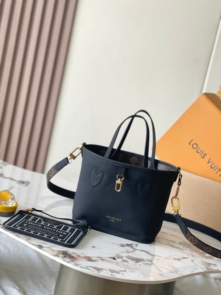 LV Neverfull Bandouliere Inside Out BB