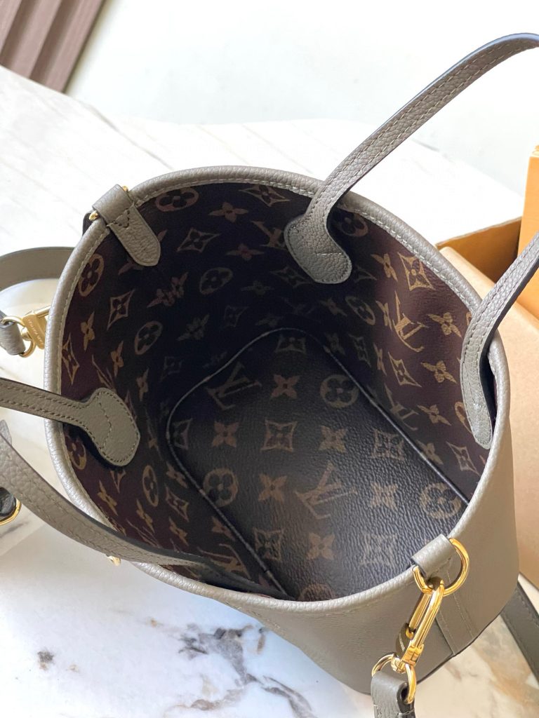 LV Neverfull Bandouliere Inside Out BB