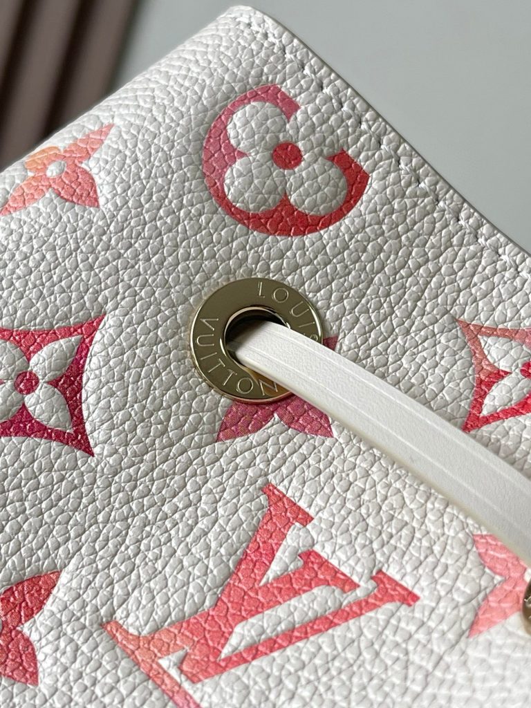 LV Neonoe BB