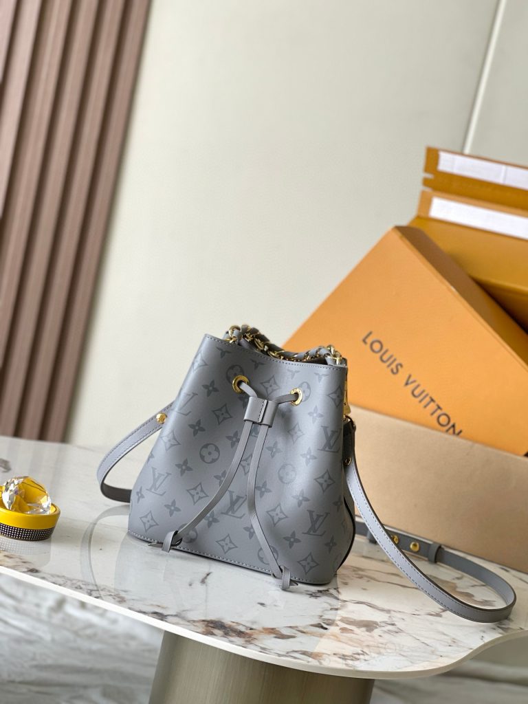 LV Neonoe BB