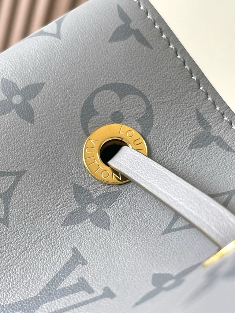 LV Neonoe BB