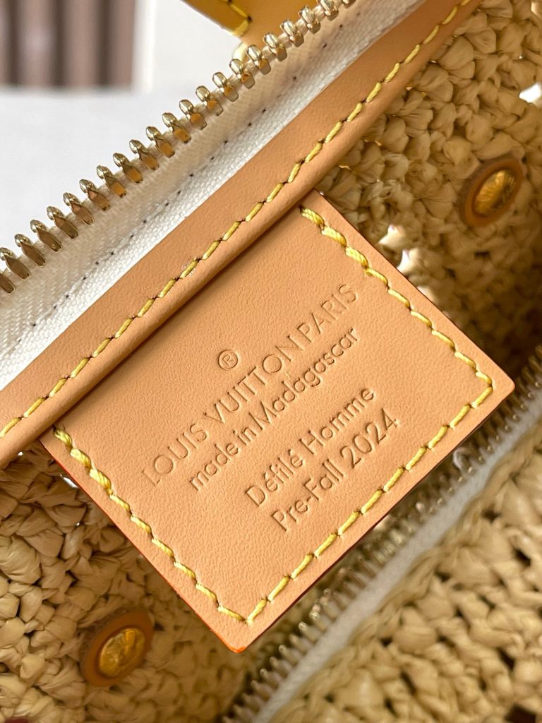 LV Keepall Bandouliere 25