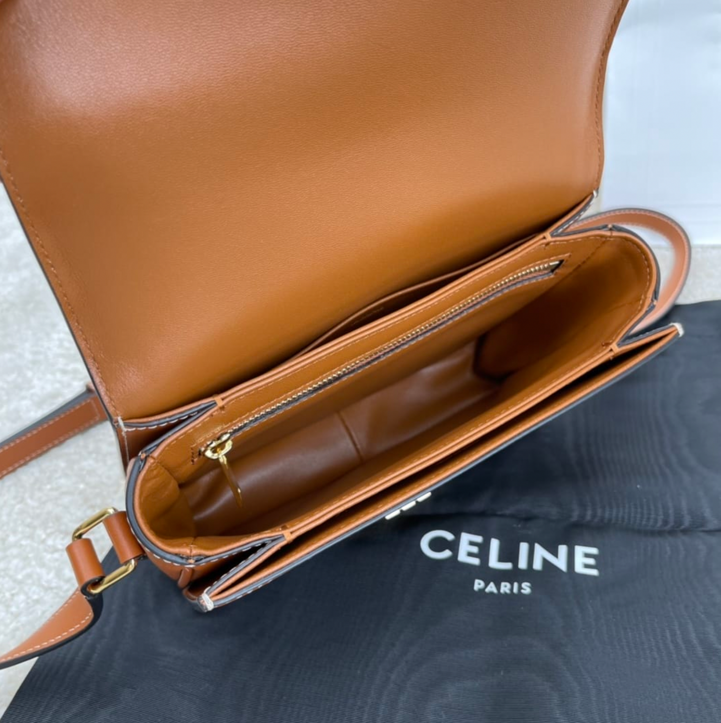 Classique Triomphe Canvas Bag