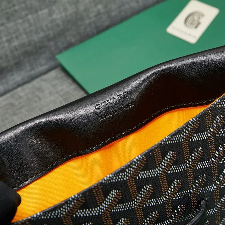 Camondo 2 Pouch