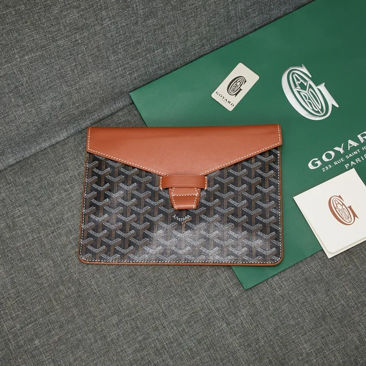 Camondo 2 Pouch