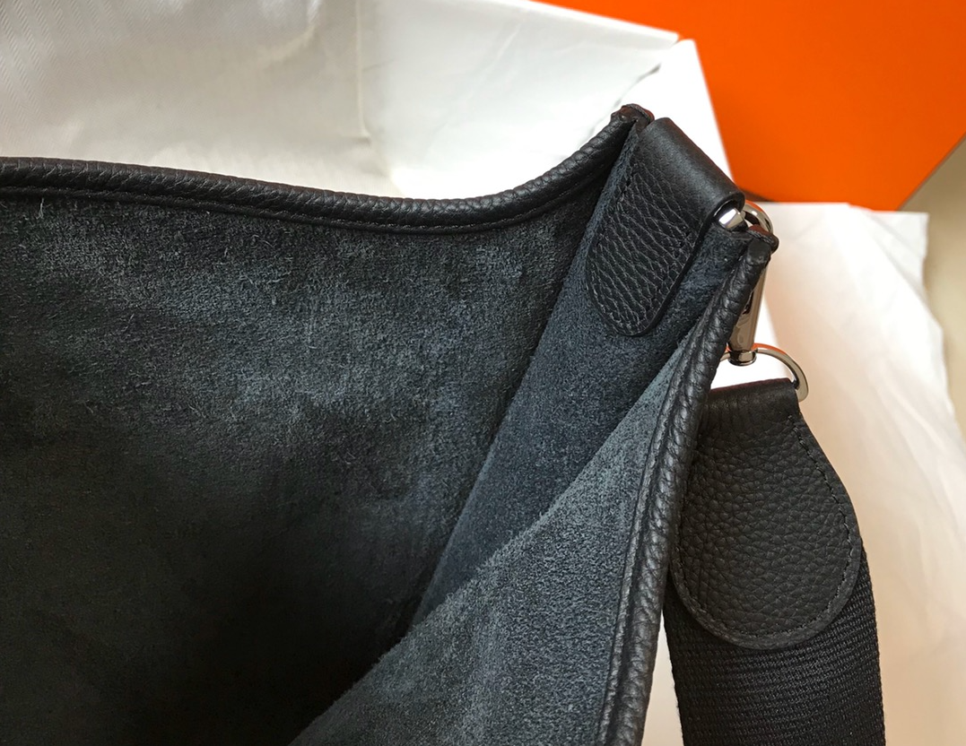 H Evelyne Bag Black