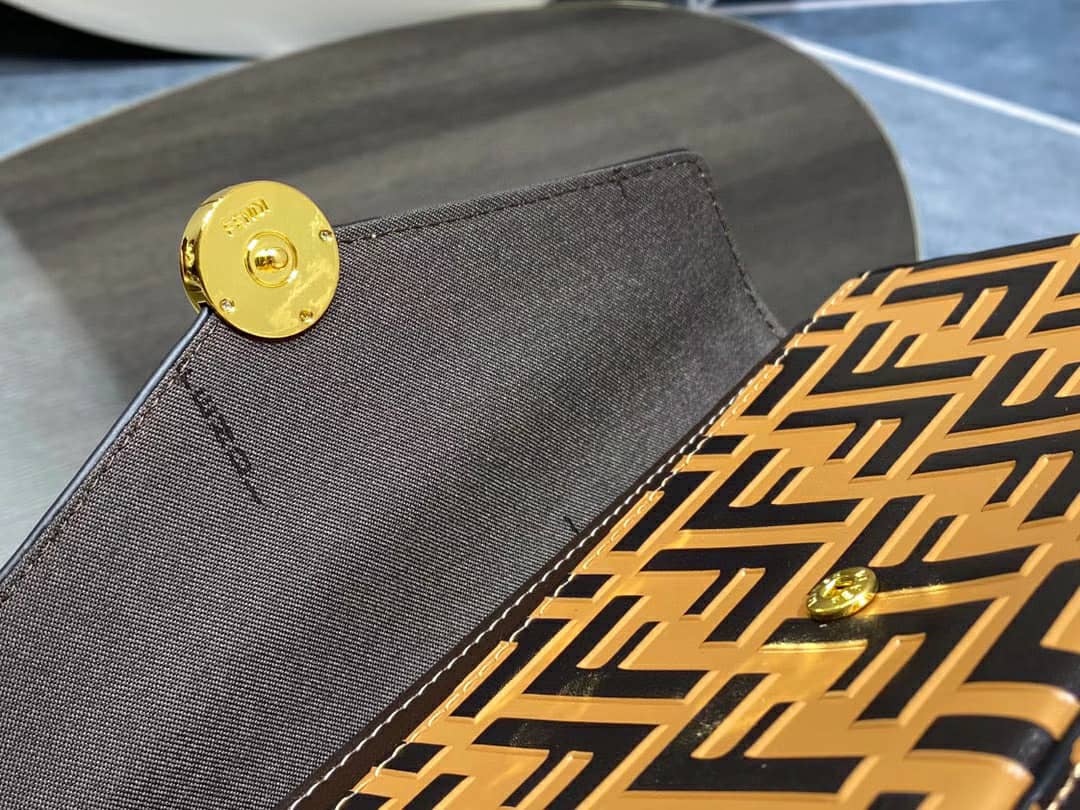 F Wallet On Chain
