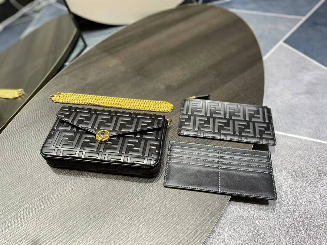 F Wallet On Chain