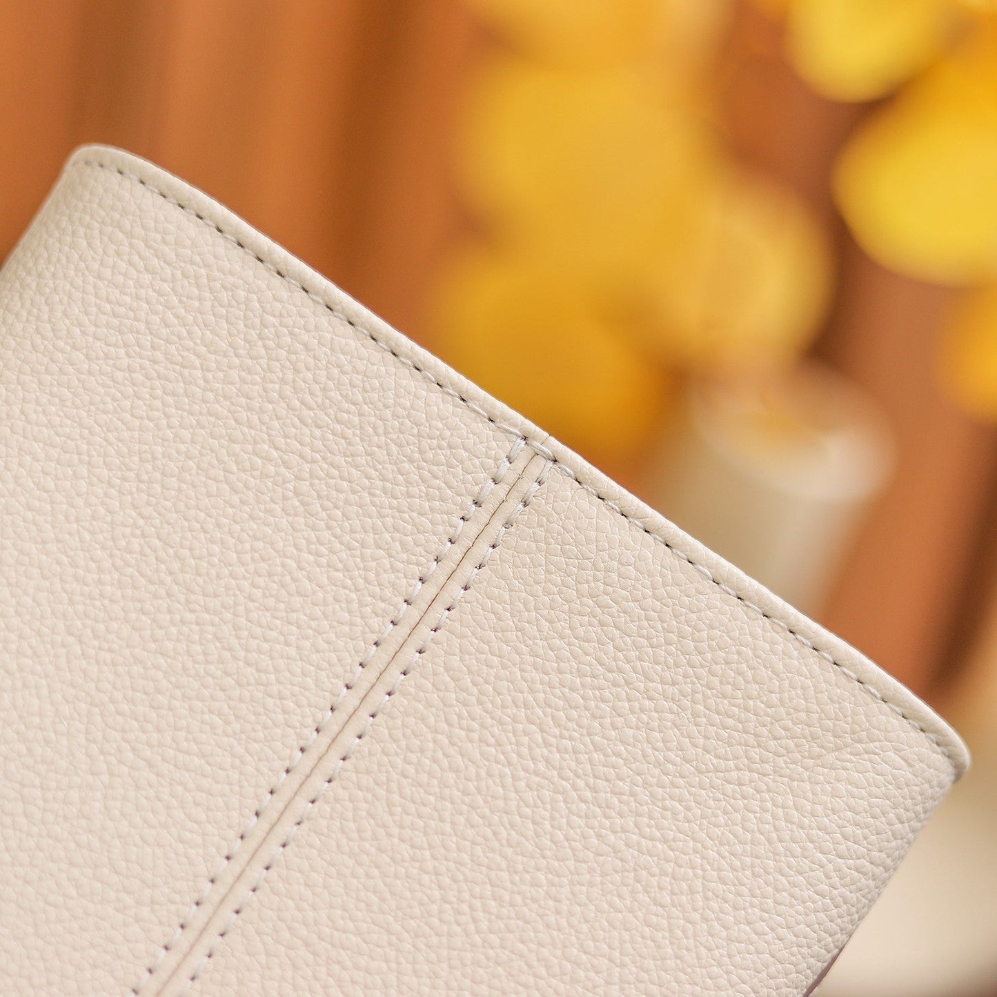 LV OnTheGo MM Creme/Rose Pink