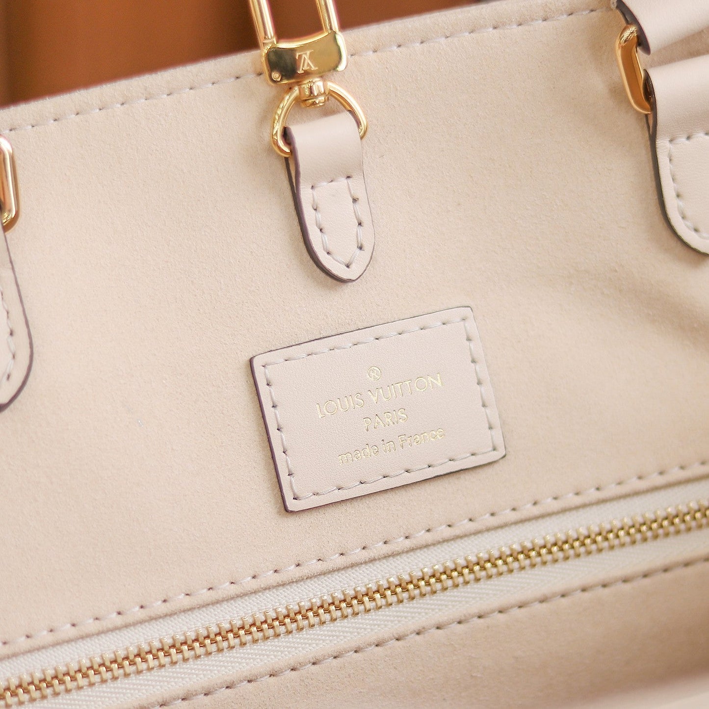 LV OnTheGo MM Creme/Rose Pink