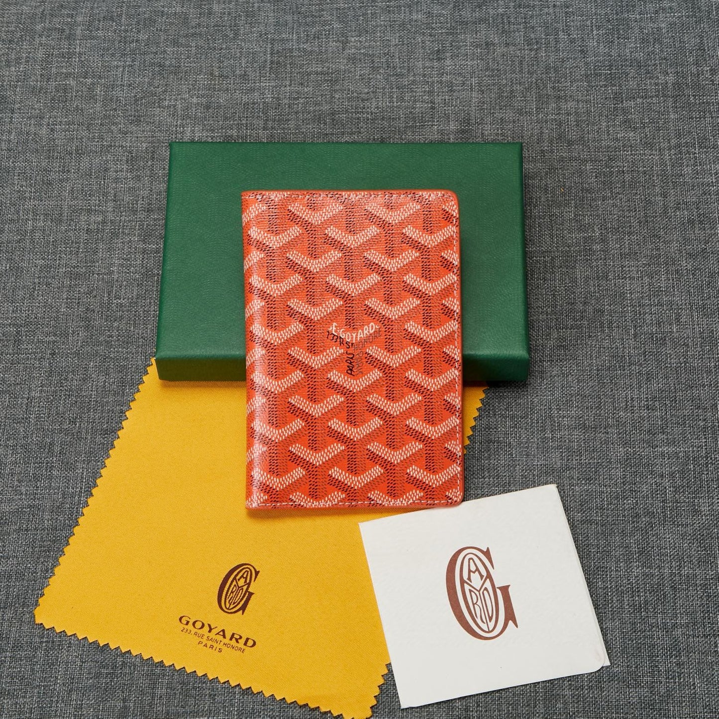 Grenelle Passport Cover
