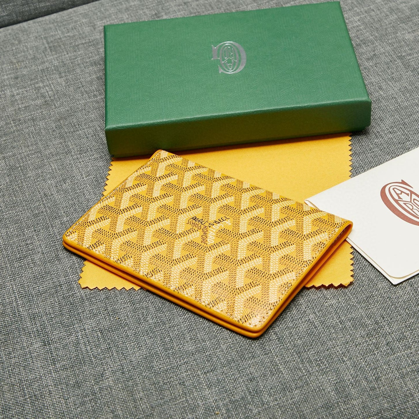 Grenelle Passport Cover