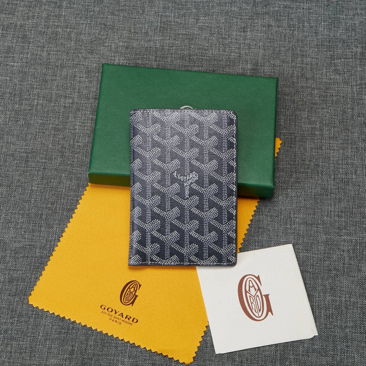 Grenelle Passport Cover