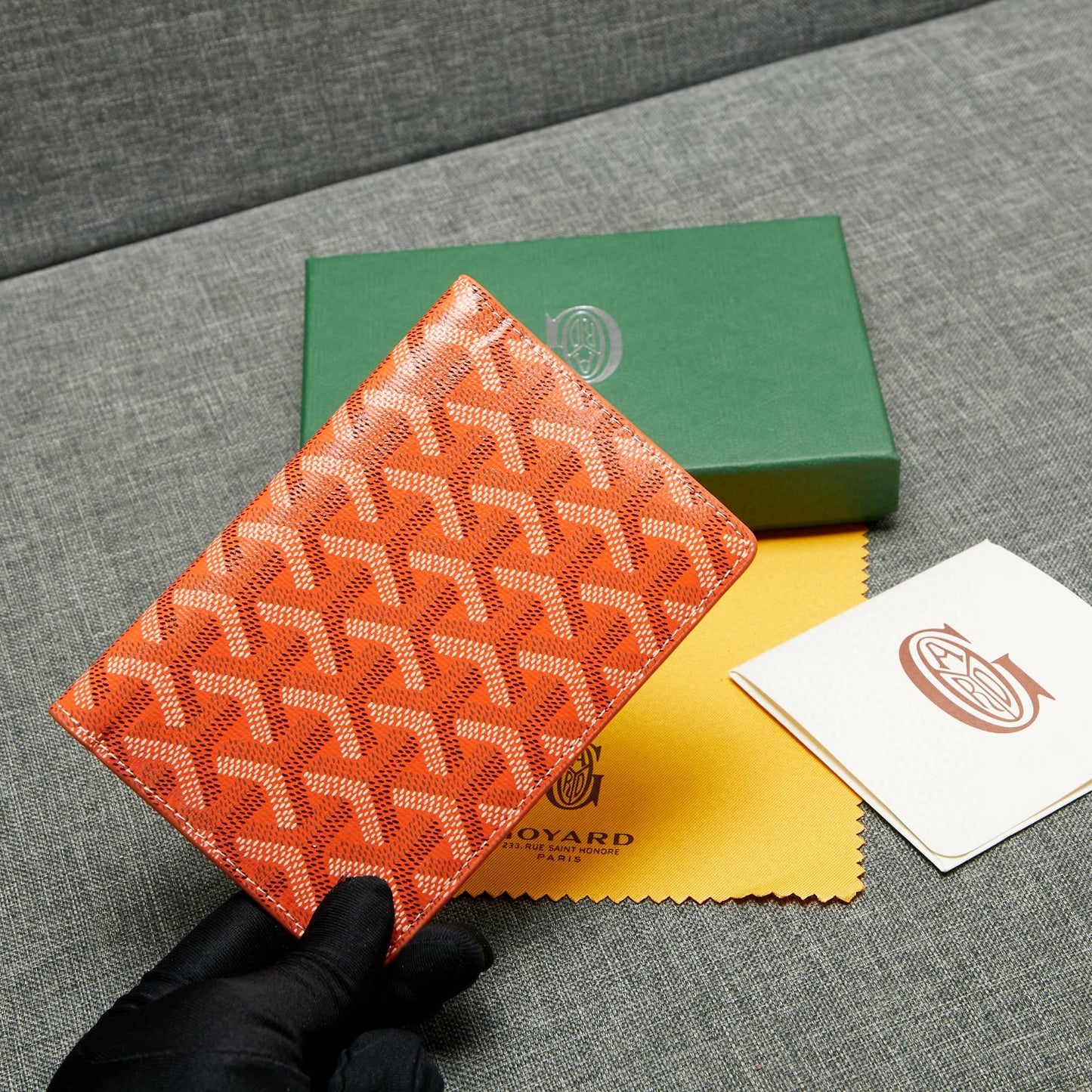 Grenelle Passport Cover