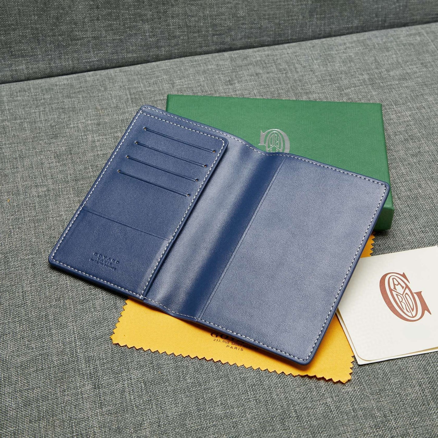 Grenelle Passport Cover
