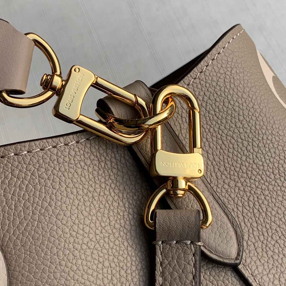 LV NéoNoé MM Dove/Cream