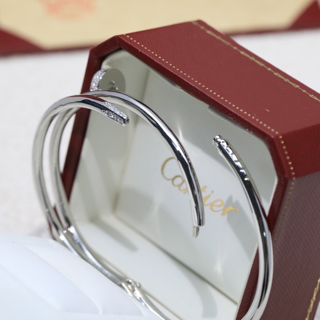 CARTIER Juste Un Clou Diamond Double Wrap Nail Bracelet