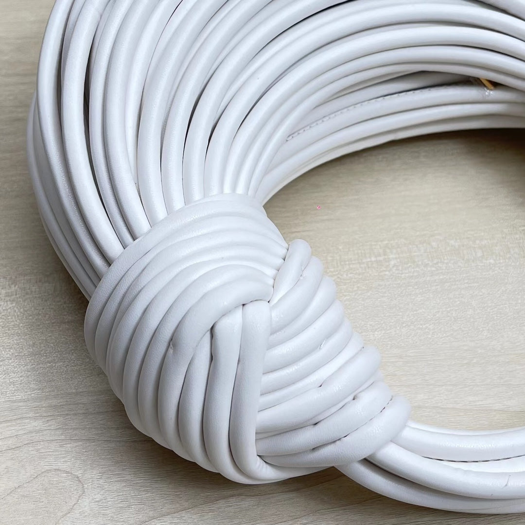 BV Double Knot Leather Bag White