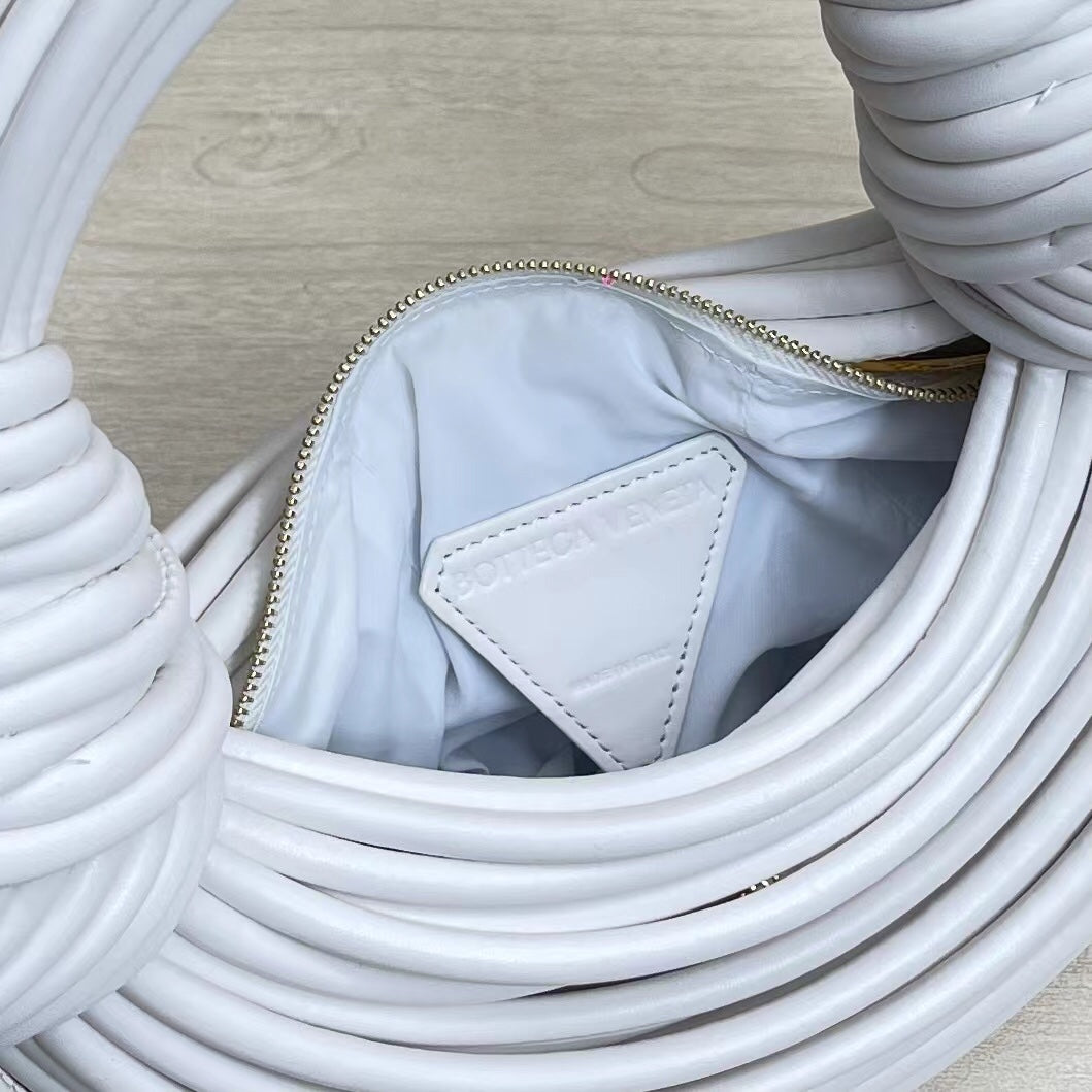 BV Double Knot Leather Bag White