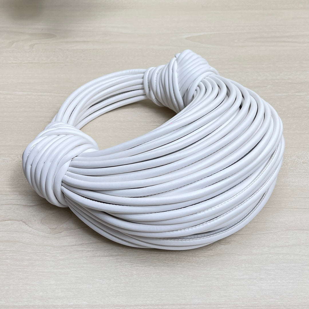 BV Double Knot Leather Bag White