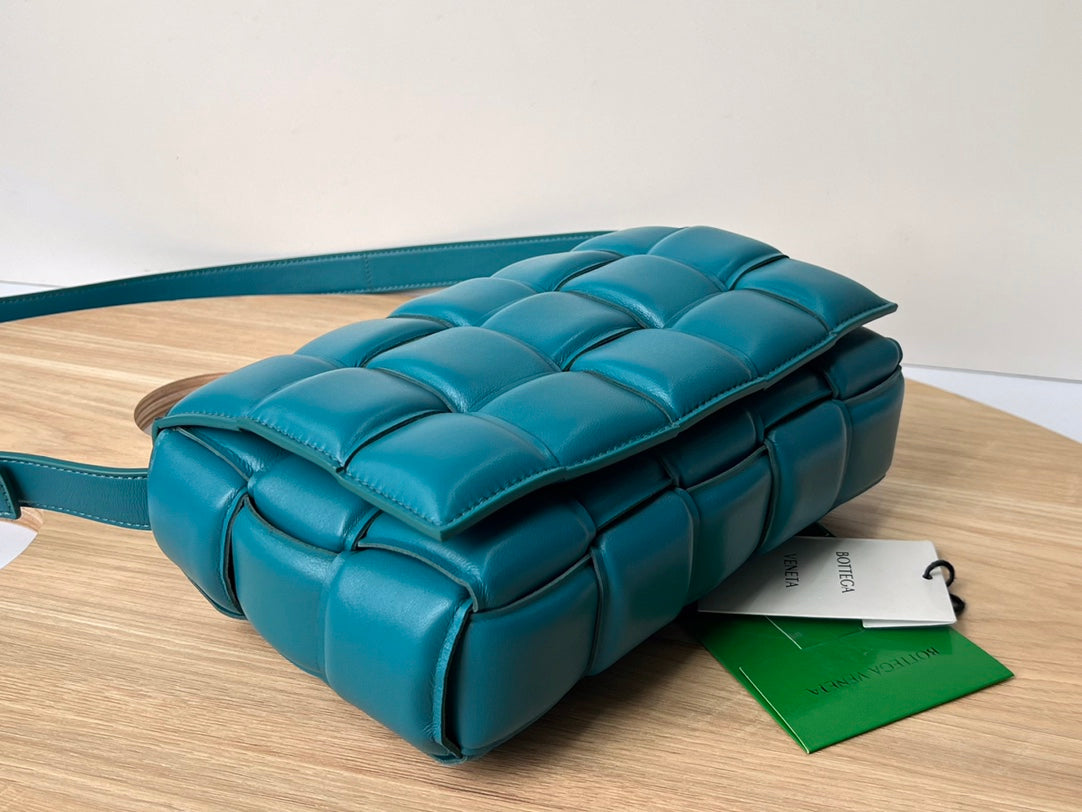 BV Padded Cassette Ocean Blue