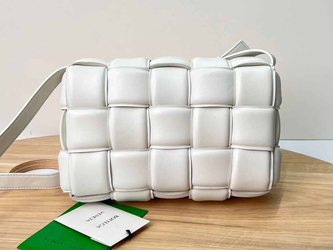 BV Padded Cassette White
