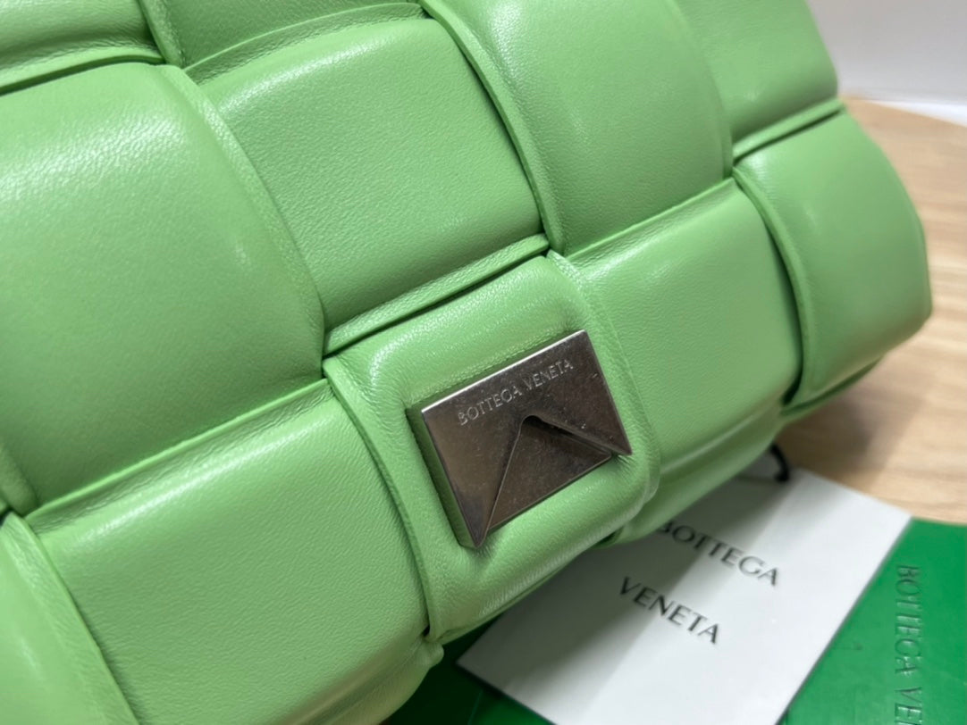 BV Padded Cassette Lime Green