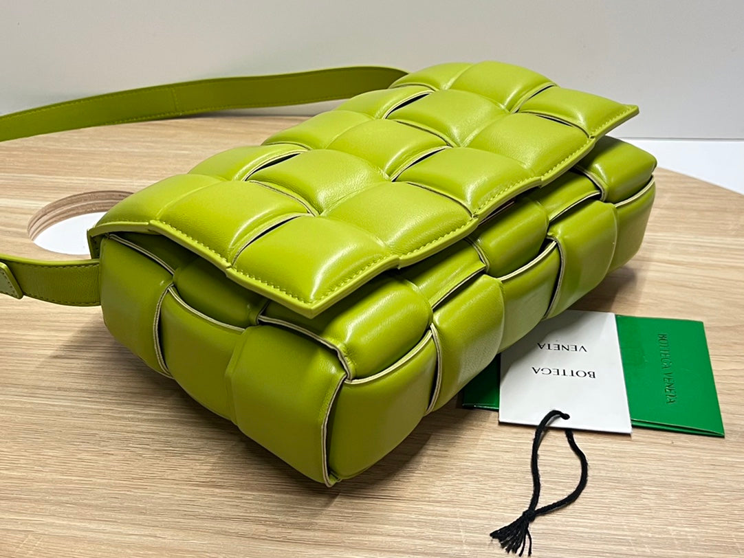 BV Padded Cassette Neon Green