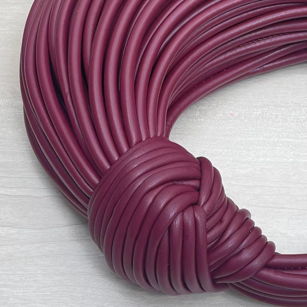 BV Double Knot Leather Bag Violet