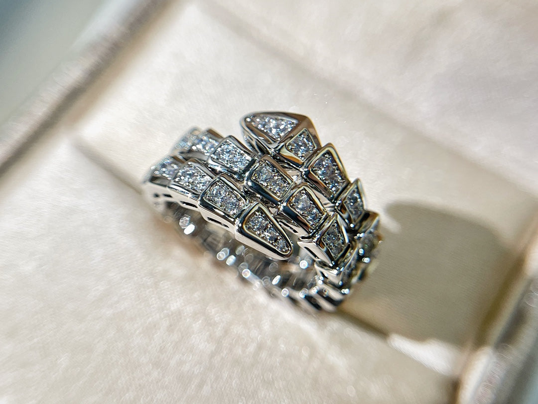 BULGARI Serpenti Viper Two-Coil 18kt Gold Ring with Pavé Diamonds