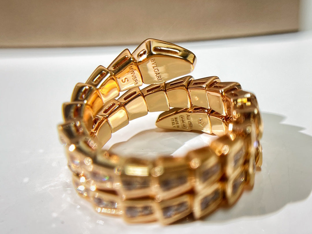 BULGARI Serpenti Viper Two-Coil 18kt Gold Ring with Pavé Diamonds