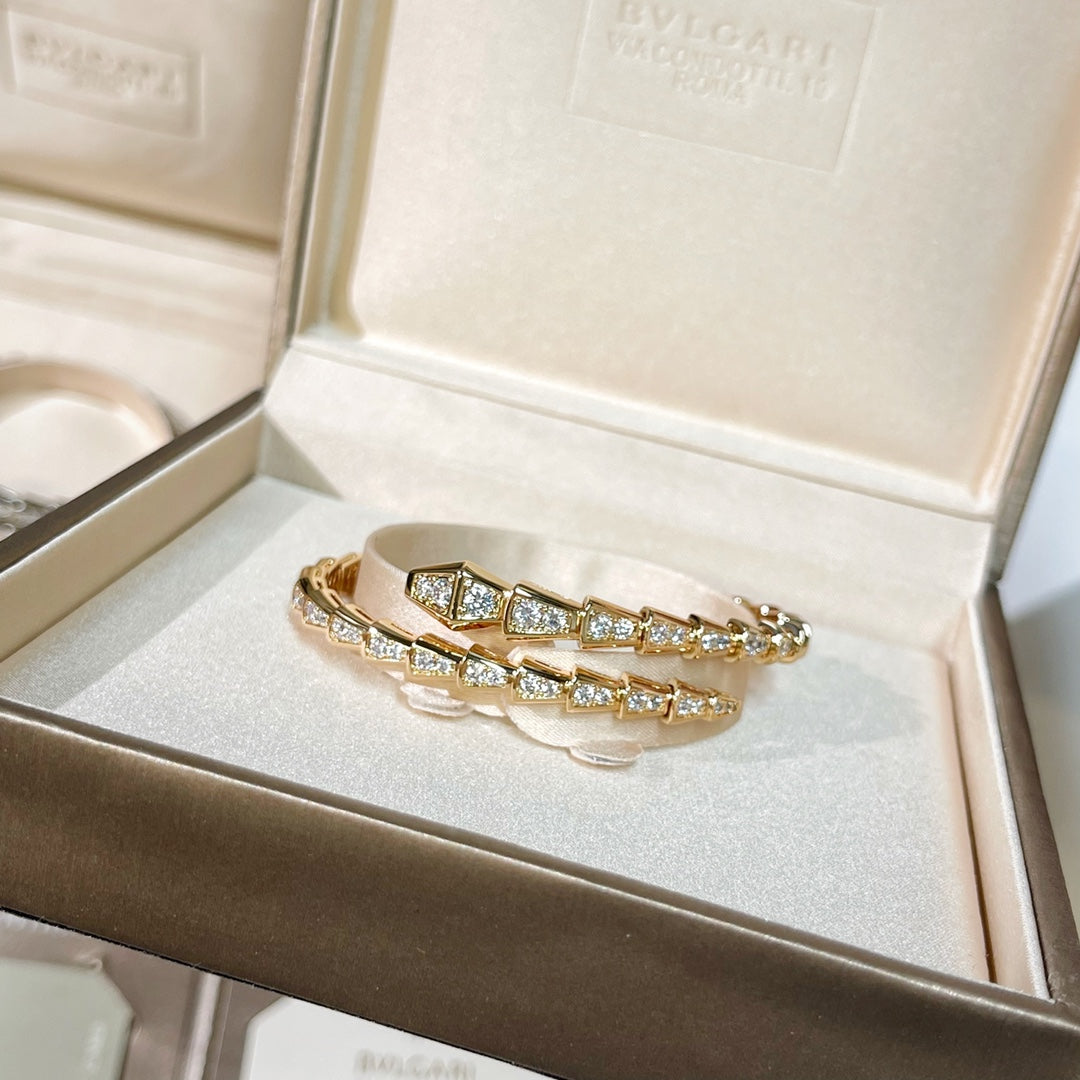 BULGARI Serpenti Viper 18kt Gold Bracelet with Pavé Diamonds