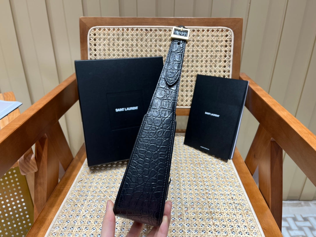 YSL LE 5 À 7 Croc Embossed Black