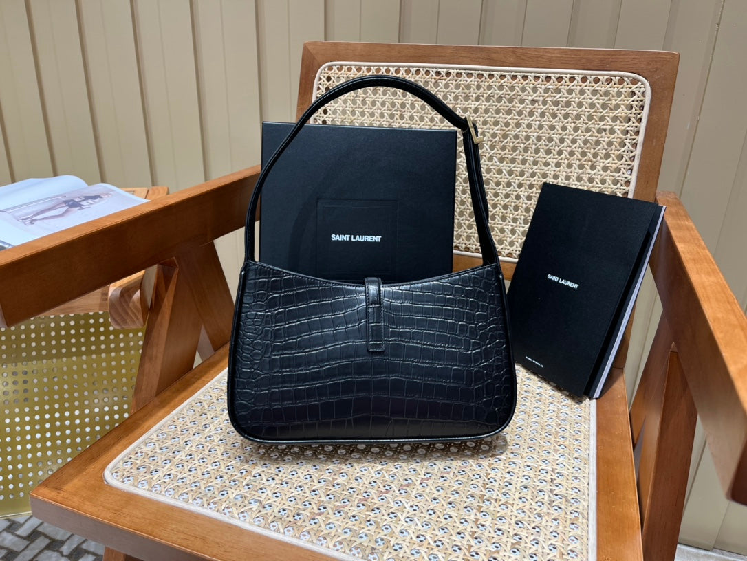 YSL LE 5 À 7 Croc Embossed Black